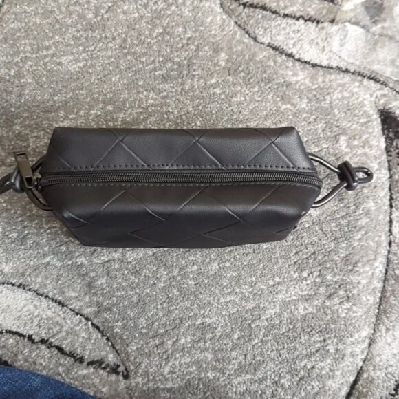 Sephora Small Black Quilted Pouch Make Up Bag Brand New - Picture 5 of 11